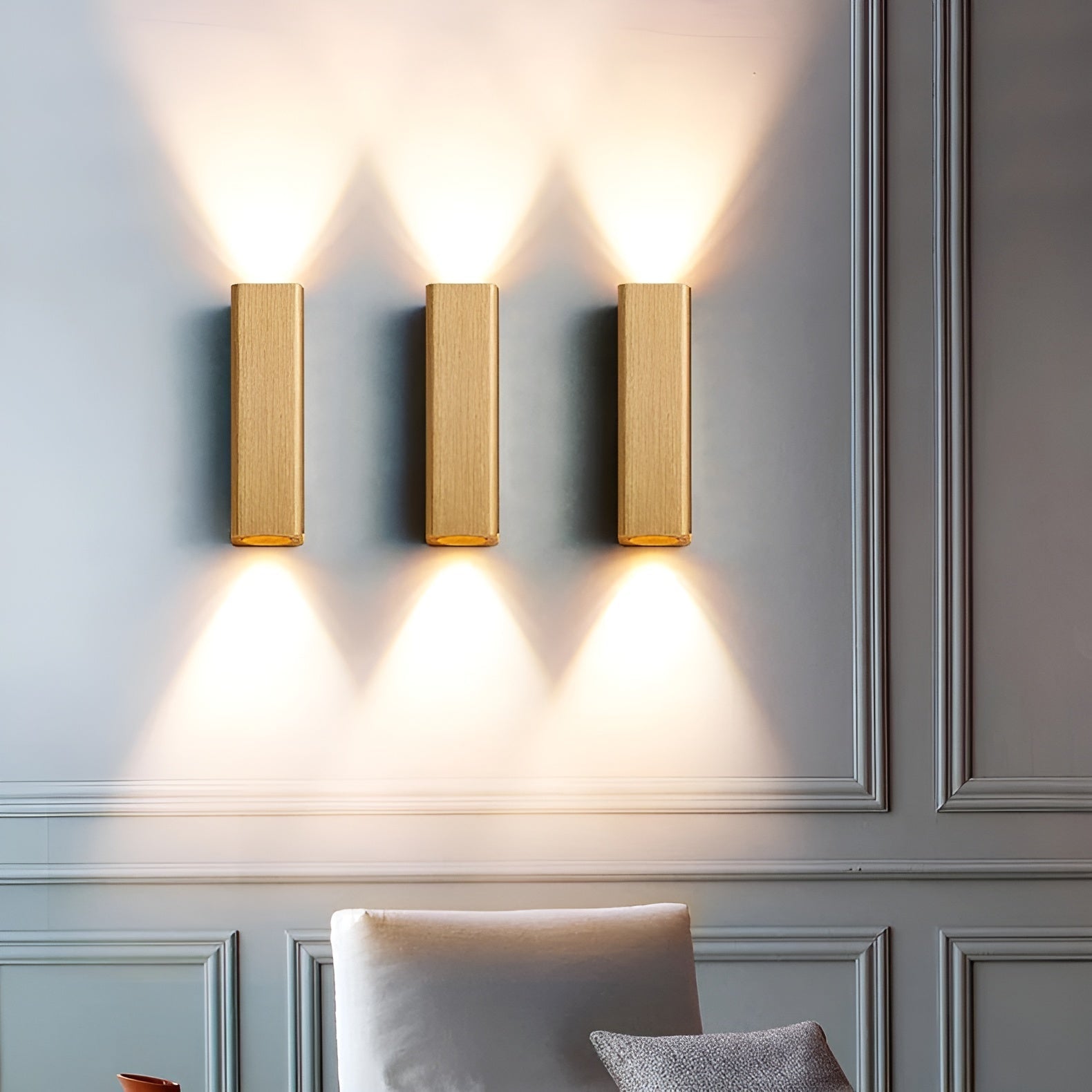 PureForm - Elegant Rectangular Wall Light