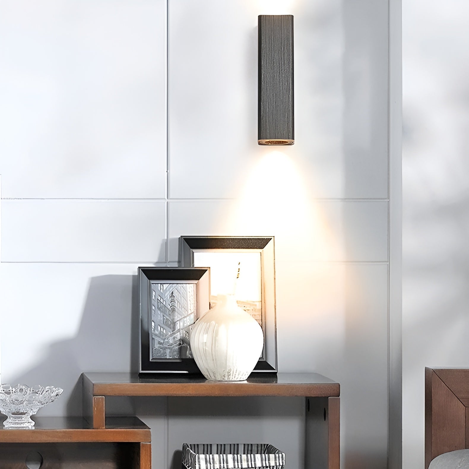 PureForm - Elegant Rectangular Wall Light