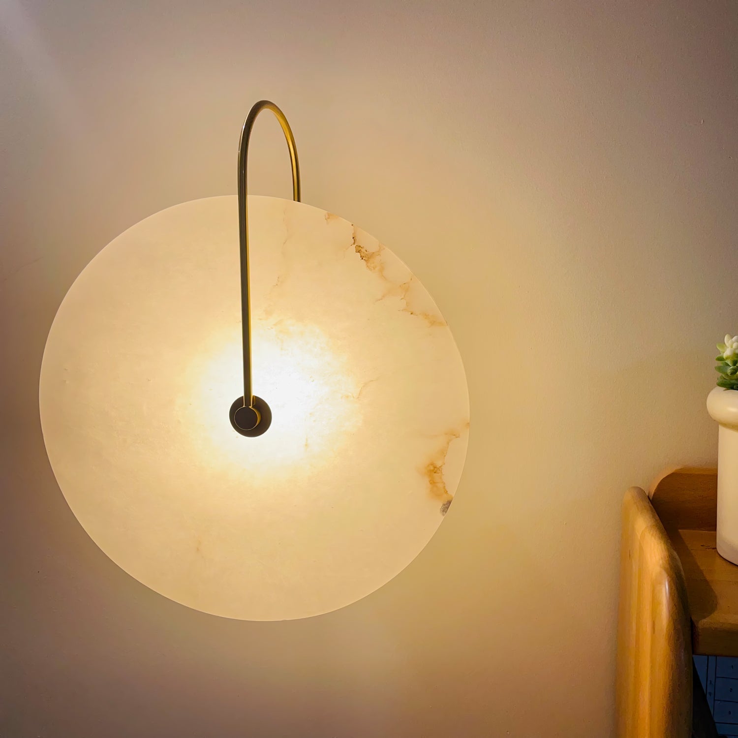 BeamLuxe - Elegant Wall Lighting in Alabaster